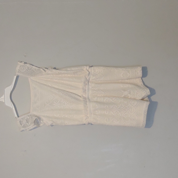 Girls Cream Colored Romper. Never worn! - Picture 2 of 2
